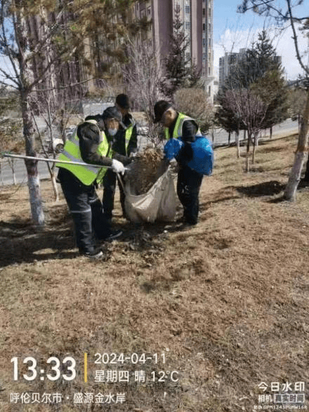 完美体育官网园林绿化任职核心：全体算帐绿化带 保卫绿色景致线(图1)